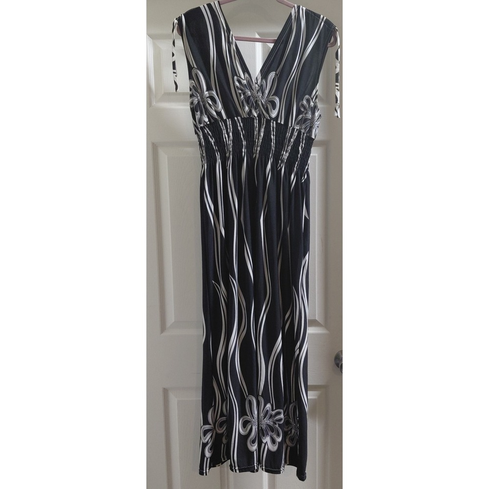 Jon & Anna Women's XL Black White Floral Striped Sleeveless Maxi Dress